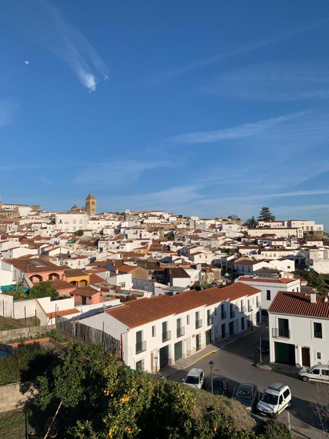 Buhardilla Rustica Mirando A Santa Catalina Apartamento Jerez De Los Caballeros Exterior foto